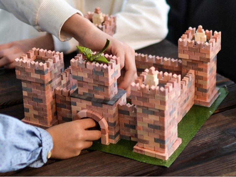 Wise Elk Mini Brick Dragon's Castle | 1080 Pieces - STEAM Kids 