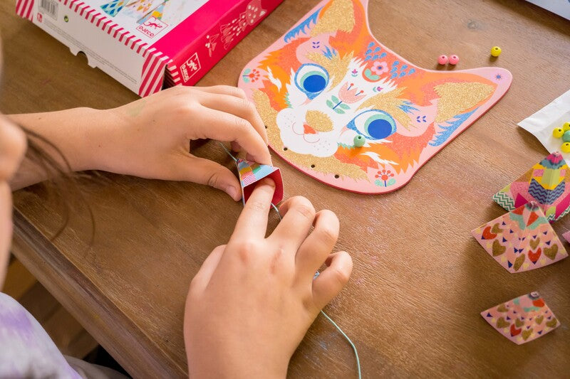 Djeco Do It Yourself | Kitty Wind Chimes - STEAM Kids 
