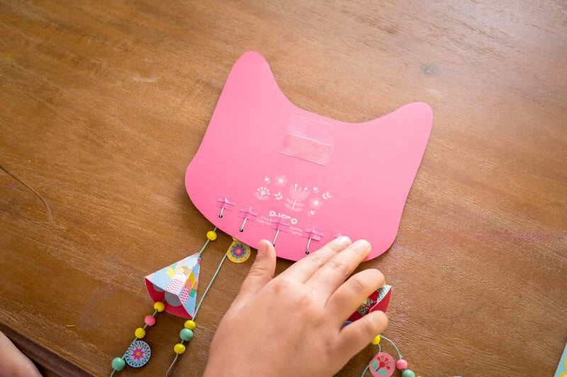 Djeco Do It Yourself | Kitty Wind Chimes - STEAM Kids 